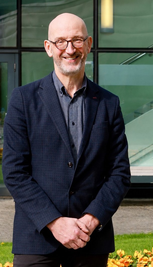 Professor Martin Vernon
