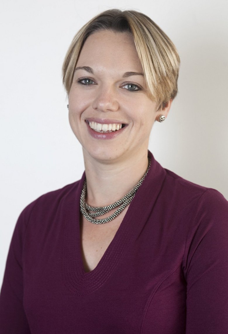 Dr Zoe Wyrko